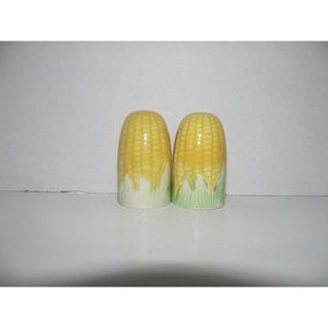 Vtg. Hand Painted Made in Japan Small Corn on Cob Salt/Pepper Shakers